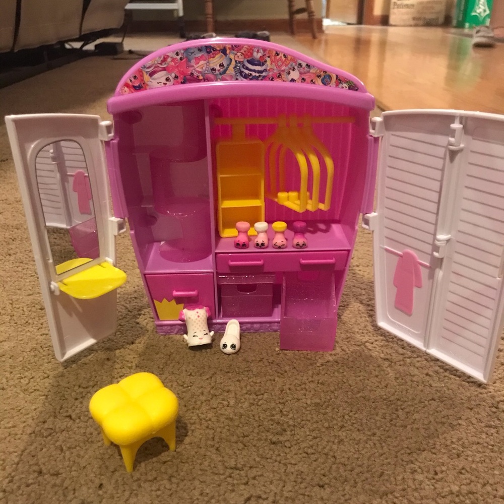 Shopkins